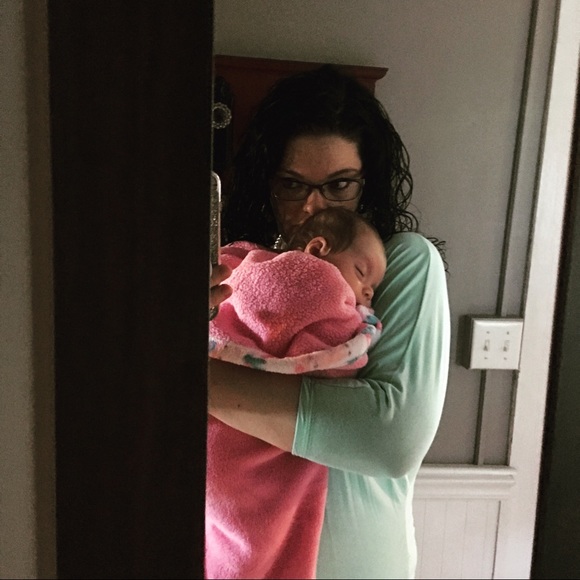 Meet your Posher, Kimberly - Picture 3 of 8